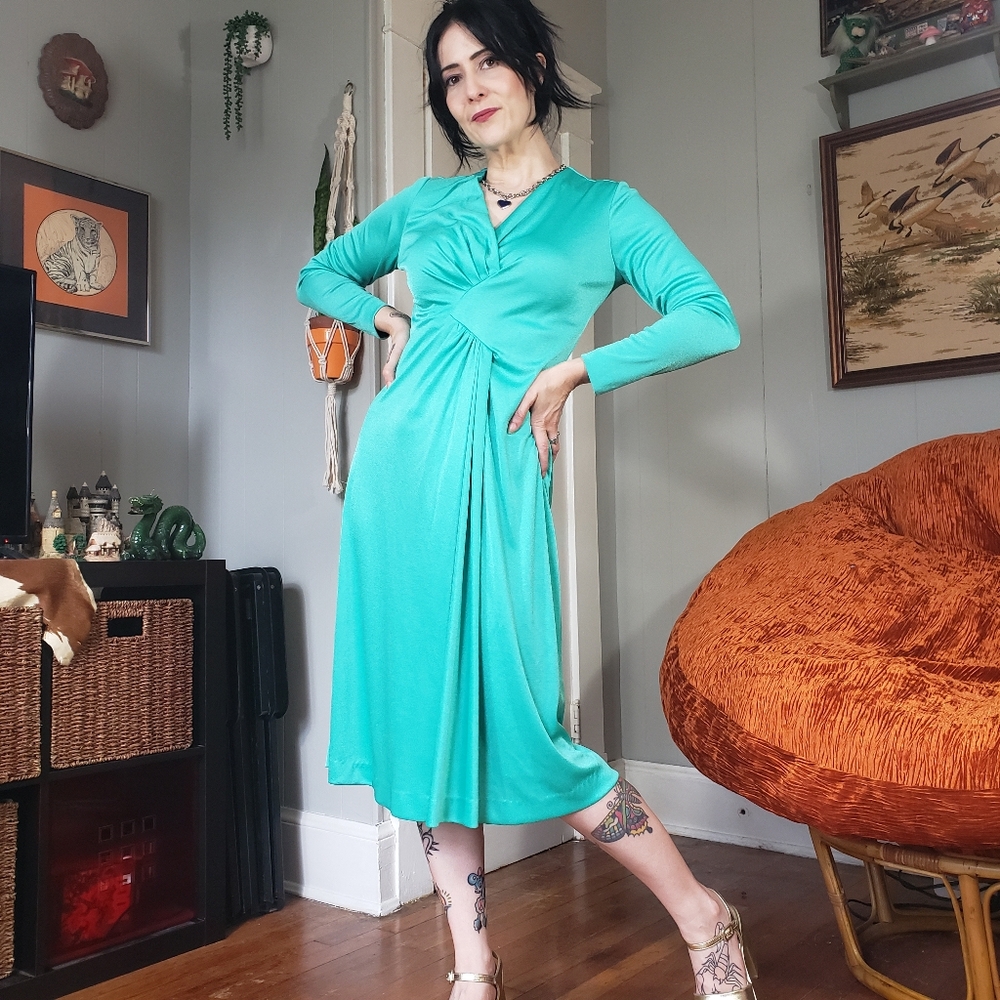1970s Vintage Seafoam Green Handmade Long-sleeve Midi Dress Medium 70s Retro - Picture 12 of 13